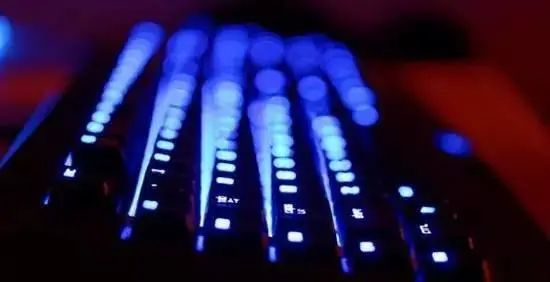 늳Y6.1|Micro-LED
