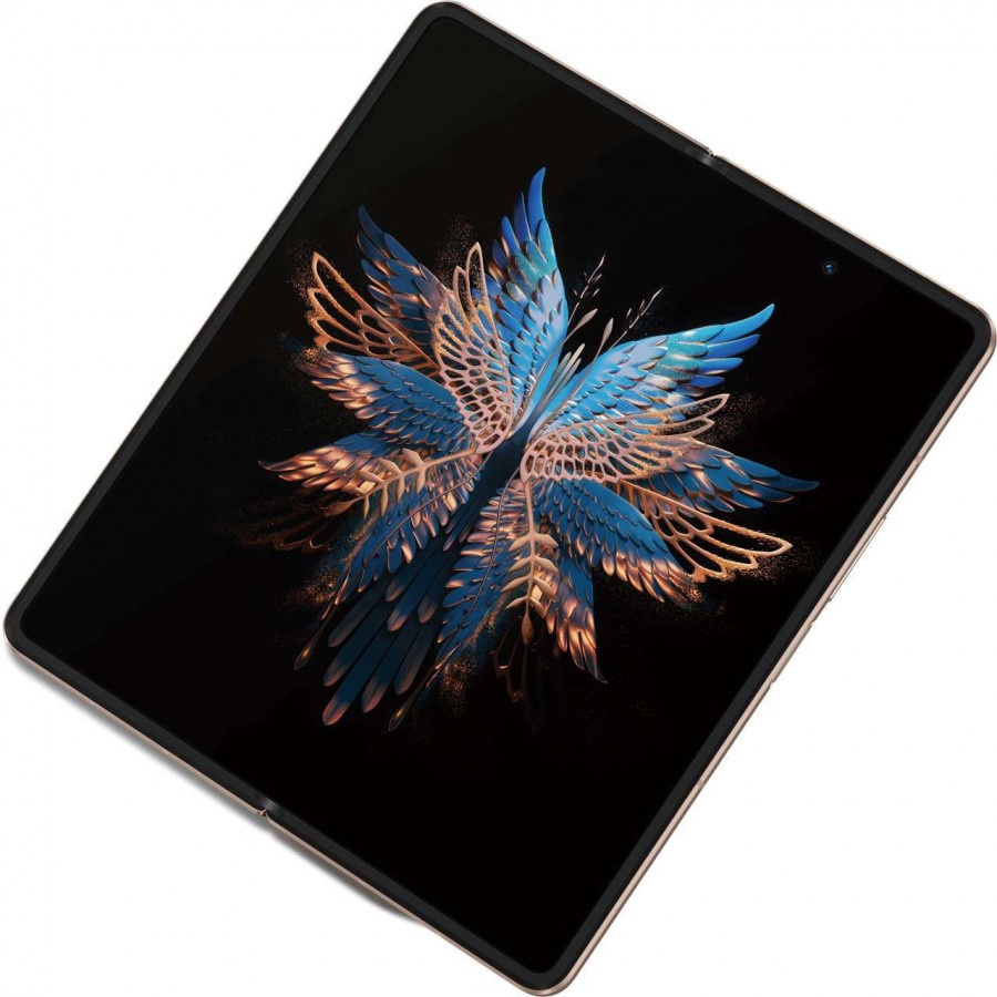 傳音發布首款折疊屏手機，搭載LTPO OLED，6712元起