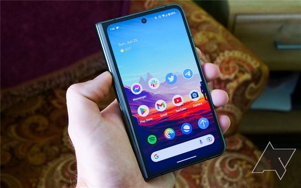 ȫ׿Android 15ۯBȸPixel 9 Pro Fold