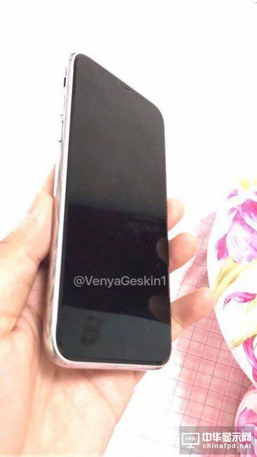 iPhone 8C(j)ģع: ָyڱ 